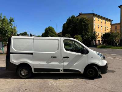Renault Trafic TRAFIC 1.6 DCI 116CV, AUTOCARRO - CATENA E TAGLIANDO FATTI A 225.000 KM Bianco usata Crevalcore