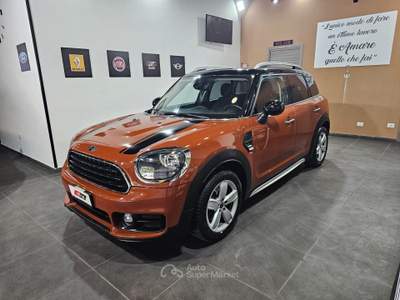 MINI One Countryman 1.5 Benzina 136cv ALL4 Arancione usata Qualiano