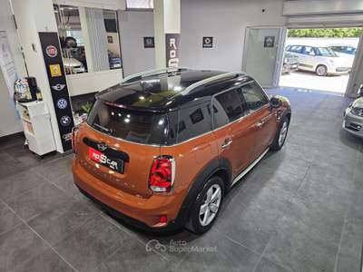 MINI One Countryman 1.5 Benzina 136cv ALL4 Arancione usata Qualiano
