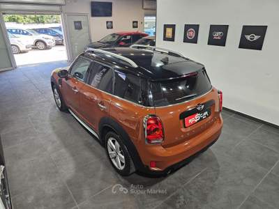 MINI One Countryman 1.5 Benzina 136cv ALL4 Arancione usata Qualiano
