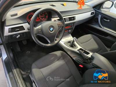 BMW Serie 3 325tds d 2.0 116cv Blu/Azzurro usata Curno