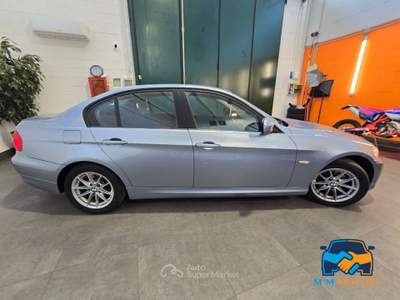 BMW Serie 3 325tds d 2.0 116cv Blu/Azzurro usata Curno