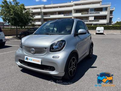 Smart ForTwo Fortwo 0.9 t Passion 90cv twinamic Argento usata Roma