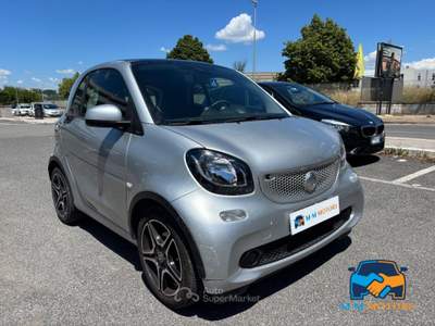 Smart ForTwo Fortwo 0.9 t Passion 90cv twinamic Argento usata Roma