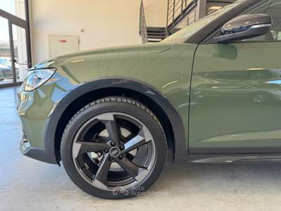 Audi A1 30 1.0 tfsi Identity Contrast 110cv s tronic Lilla usata Pollenza