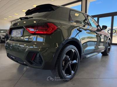 Audi A1 30 1.0 tfsi Identity Contrast 110cv s tronic Lilla usata Pollenza