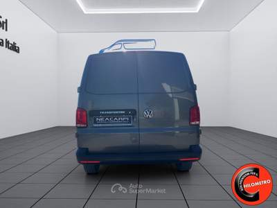 Volkswagen Transporter 2.0 TDI 150 CV DSG(L1H1-PC-TN)CRUISE-SENSORI- Rosso usata Martignana di Po