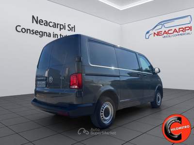 Volkswagen Transporter 2.0 TDI 150 CV DSG(L1H1-PC-TN)CRUISE-SENSORI- Rosso usata Martignana di Po
