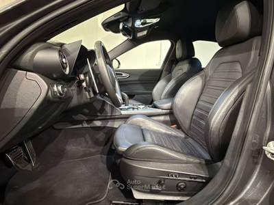 Alfa Romeo Giulia Giulia 2.0 t Veloce Q4 280cv auto 2023 19''/Matrix Grigio usata Monte Compatri