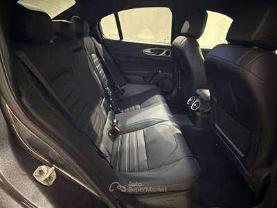 Alfa Romeo Giulia Giulia 2.0 t Veloce Q4 280cv auto 2023 19''/Matrix Grigio usata Monte Compatri