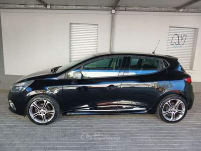Renault Clio Clio 5p 1.2 GT 120cv edc CAMBIO F1 Nero usata Oleggio
