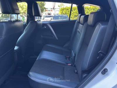 Toyota RAV4 RAV4 4ª serie 2.5 Hybrid 2WD Lounge Bianco usata Perugia