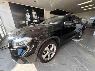 Mercedes-Benz GLA GLA 200 d Sport 4matic auto Nero usata Jesi