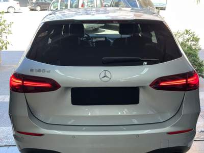 Mercedes-Benz Classe B B 180 d Automatic AMG Line Advanced Plus Argento usata Bitonto