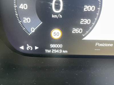 Volvo XC40 Geartronic R-design Bianco usata Bitonto
