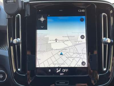 Volvo XC40 Geartronic R-design Bianco usata Bitonto