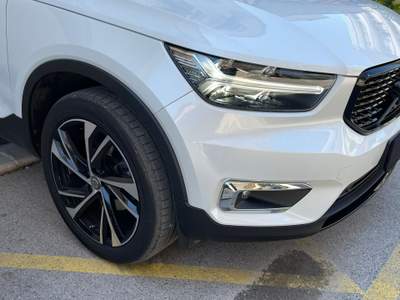 Volvo XC40 Geartronic R-design Bianco usata Bitonto