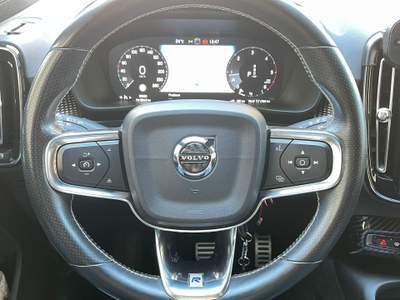 Volvo XC40 Geartronic R-design Bianco usata Bitonto