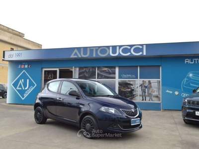 Lancia Ypsilon 1.0 FireFly Hybrid 5 porte S&S Ecochic Silver Blu/Azzurro usata Ardea