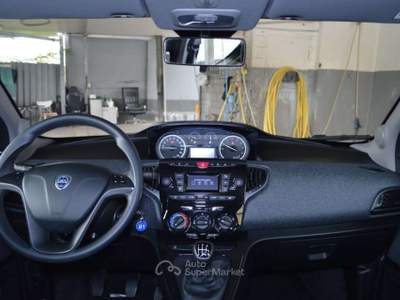 Lancia Ypsilon 1.0 FireFly Hybrid 5 porte S&S Ecochic Silver Blu/Azzurro usata Ardea