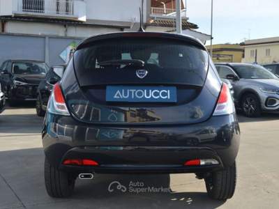 Lancia Ypsilon 1.0 FireFly Hybrid 5 porte S&S Platino Nero usata Ardea