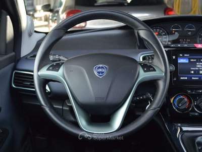Lancia Ypsilon 1.0 FireFly Hybrid 5 porte S&S Platino Nero usata Ardea