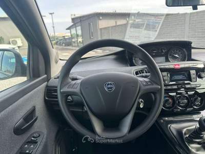Lancia Ypsilon 1.0 FireFly Hybrid 5 porte S&S Silver Plus Km Zero Nero usata Ardea
