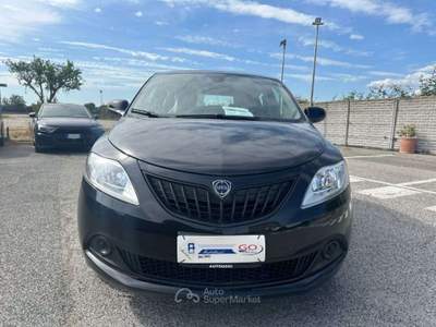 Lancia Ypsilon 1.0 FireFly Hybrid 5 porte S&S Silver Plus Km Zero Nero usata Ardea