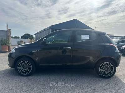 Lancia Ypsilon 1.0 FireFly Hybrid 5 porte S&S Silver Plus Km Zero Nero usata Ardea