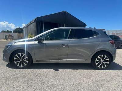 Renault Clio TCe 100 CV 5 porte Techno Gpl di Fabbrica Grigio usata Ardea