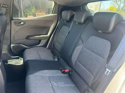 Renault Clio TCe 100 CV 5 porte Techno Gpl di Fabbrica Grigio usata Ardea