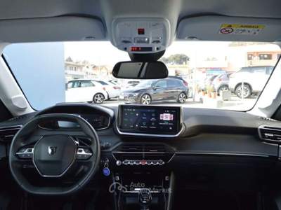 Peugeot 208 1.2 PureTech 100 CV Stop&Start 5 porte Allure Giallo usata Ardea