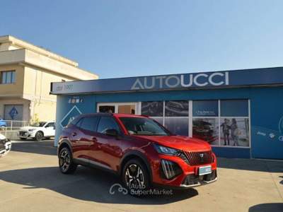 Peugeot 2008 1.2 PureTech 100 S&S Allure Rosso usata Ardea