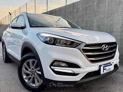 Hyundai Tucson ,Navi,Retrocamera,Led diurni,ecc. Bianco usata San Michele Salentino