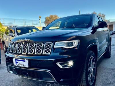 Jeep Grand Cherokee Multijet II OVERLAND Nero usata San Michele Salentino