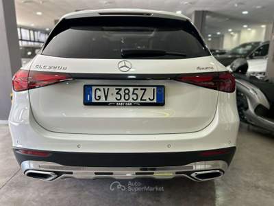 Mercedes-Benz GLC GLC - X254 d Advanced 4matic auto *TETTO *CAMERA °360 *AMBIENT LIGHT Bianco usata Roma