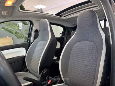 Renault Twingo Intens Nero usata SAN CIPRIANO D'AVERSA