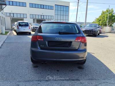 Audi A3 2.0 16V TDI Ambition Grigio usata Putignano