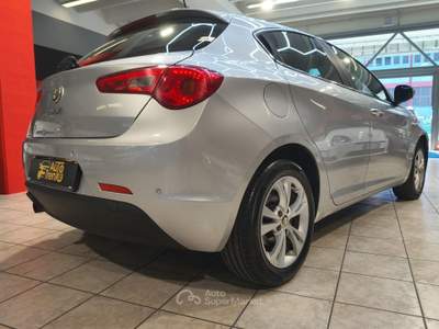 Alfa Romeo Giulietta Turbo 170 CV Argento usata Besenello
