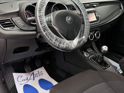 Alfa Romeo Giulietta 1.6 Multijet 120 CV Super 11/2016 Grigio usata Teverola