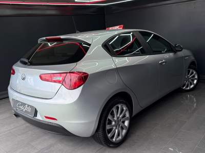 Alfa Romeo Giulietta 1.6 Multijet 120 CV Super 11/2016 Grigio usata Teverola