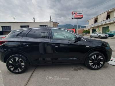 Opel Grandland aut. Ultimate Nero usata Sant'Egidio del Monte Albino