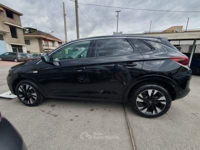 Opel Grandland aut. Ultimate Nero usata Sant'Egidio del Monte Albino
