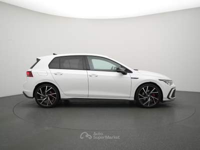 Volkswagen Golf Golf VIII GTD 200cv DSG CARPLAY cerchi 19 MATRIX FULL LED Bianco usata Roma