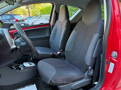 Peugeot 107 Peugeot 107 1.068cv 3p Automatica Rosso usata Seregno