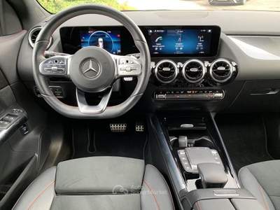 Mercedes-Benz GLA 2022 Mercedes-Benz GLA 220d AMG-Line Navi LED Cam DAB Nero usata Borgo San Giovanni
