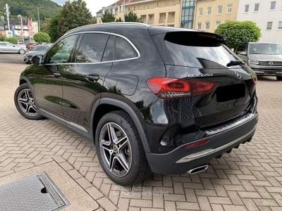 Mercedes-Benz GLA 2022 Mercedes-Benz GLA 220d AMG-Line Navi LED Cam DAB Nero usata Borgo San Giovanni
