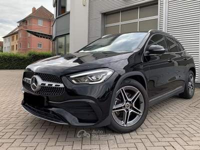 Mercedes-Benz GLA 2022 Mercedes-Benz GLA 220d AMG-Line Navi LED Cam DAB Nero usata Borgo San Giovanni