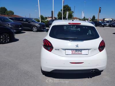 Peugeot 208 5 porte Access - NEOPATENTATI Bianco usata Massarosa