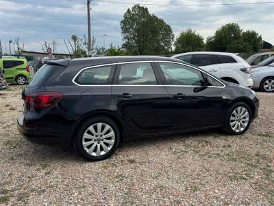 Opel Astra GPL Gancio Traino Nero usata Rimini